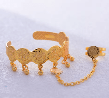 Bracelet With Open Ring