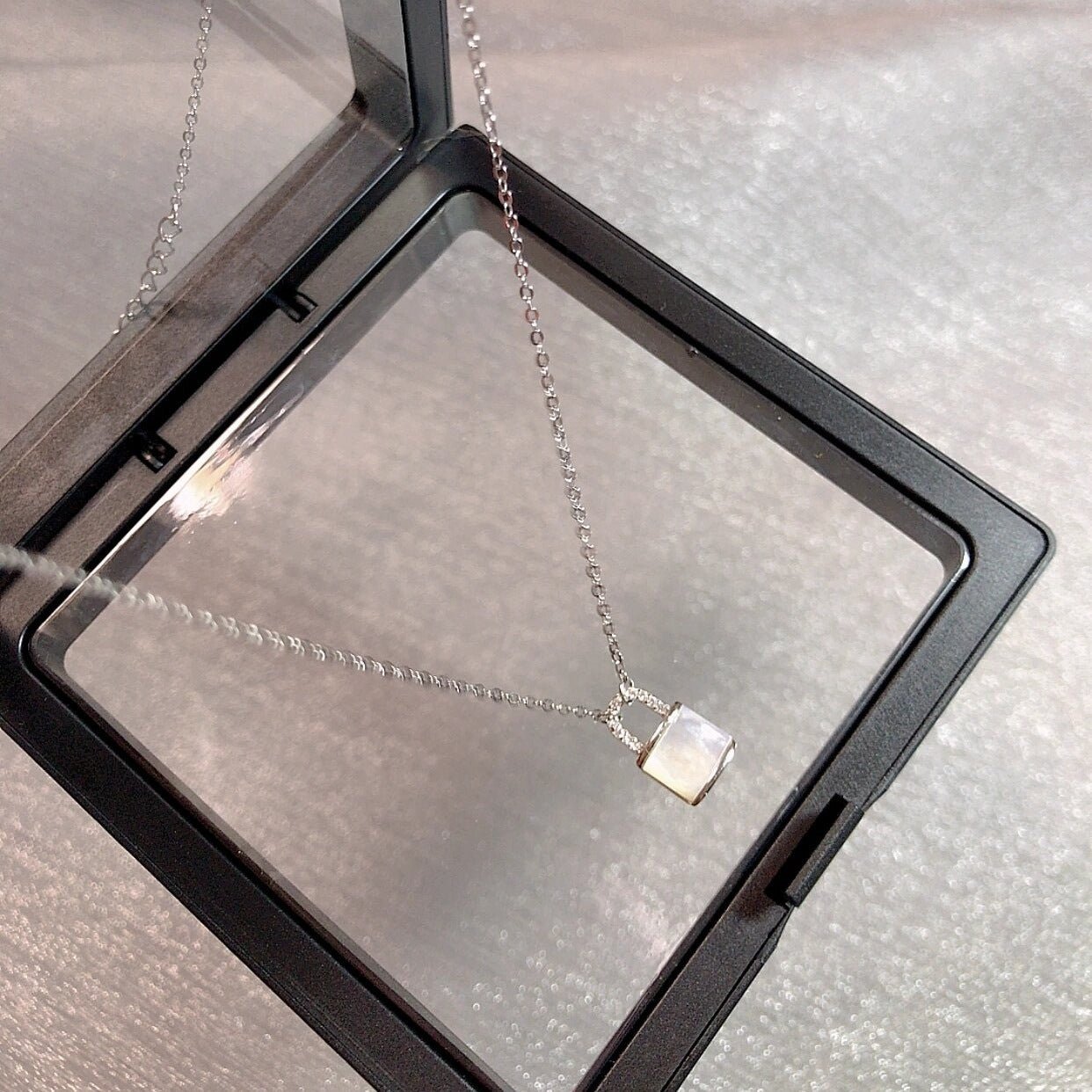 Simple Ins Special Interest Light Luxury Simple All-match S925 Sterling Silver Fritillary Lock Head Exquisite Necklace