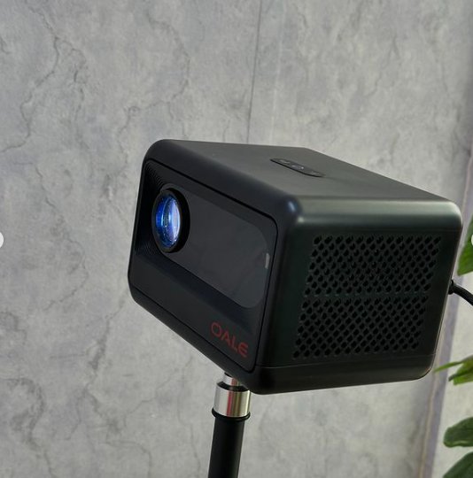 جهاز العرض المتعدد I-Max 4 ©