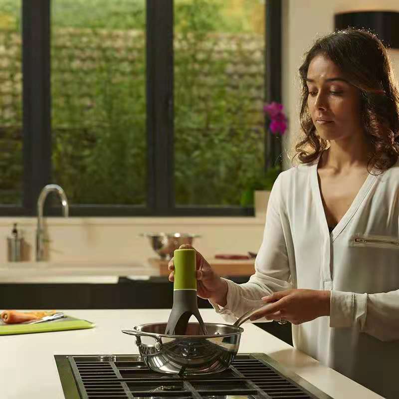 أدوات المطبخ خلاط مثلث أوتوماتيكي