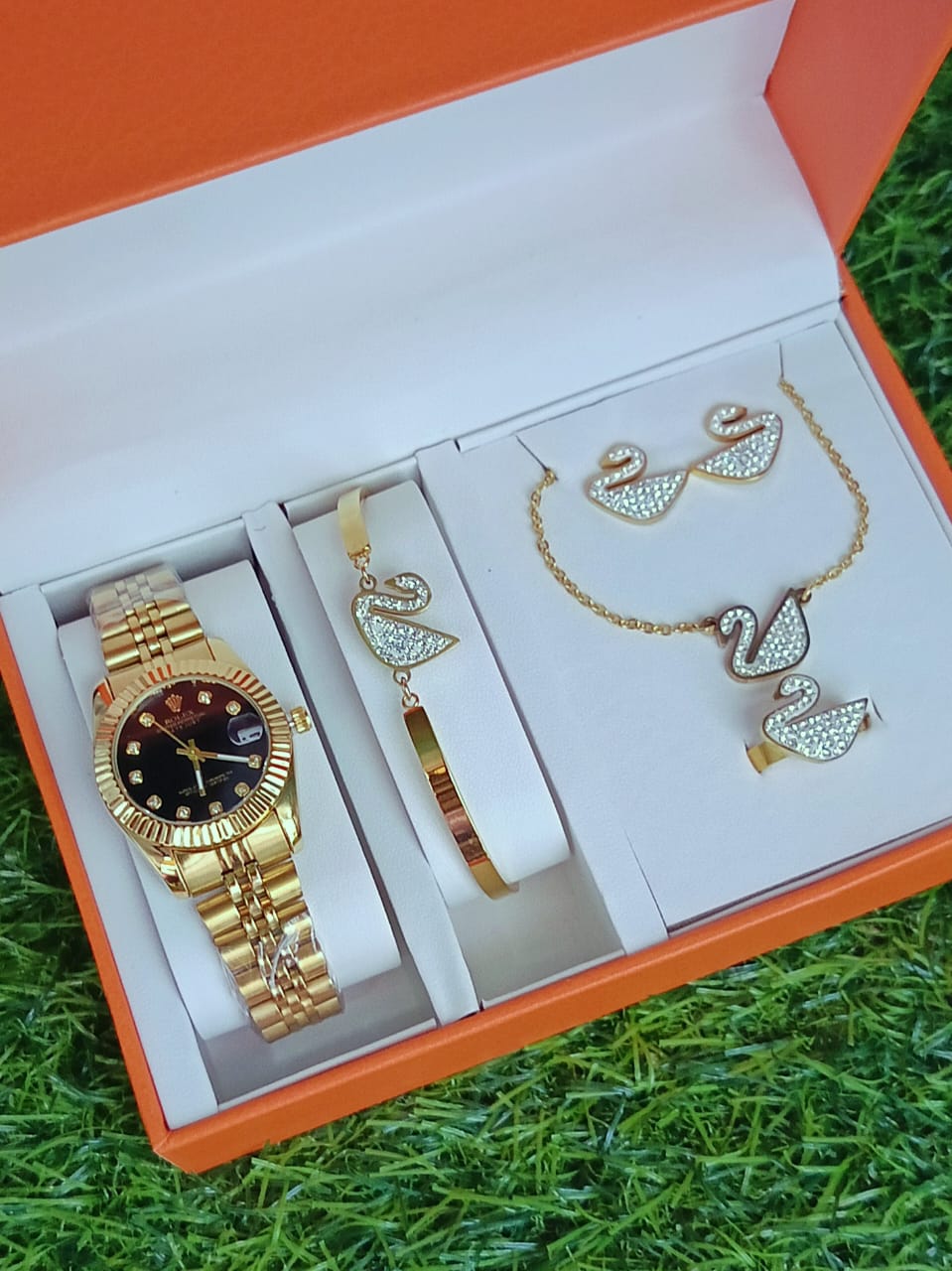 ساعة Lustre &amp; Time النسائية ©